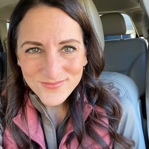 Meet your Posher, Janelle